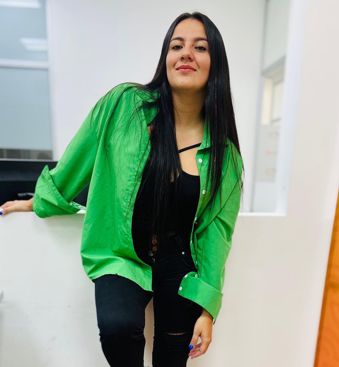 DanielaChack's tweet photo. VIERNESSSS💚💚💚 https://t.co/A9zWEu2nMB