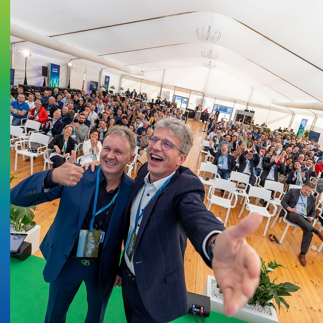 UmicoreGroup's tweet photo. We officially opened our Gigafactory for rechargeable battery materials in Nysa, Poland. If you’ve missed it, don’t worry, here is a quick recap with some of the key highlights. Hope you enjoy it as much as we did! #UmicoreNysa #ProudToBeUmicore #2030RISE https://t.co/DL7VFxK2gd