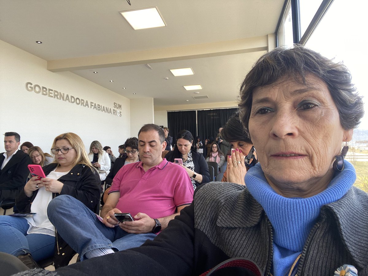 Inauguración de la reunión de la RED de BUENAS MASCULINIDADES en Ushuaia, en un evento federal, Presidido por @mariaevasanz con una muy variada conformación de áreas de gobiernos locales y provinciales, con organizaciones libres del pueblo, fiscalías y profesionales. <a href="/SacraAm1/">Amas de Casa</a>