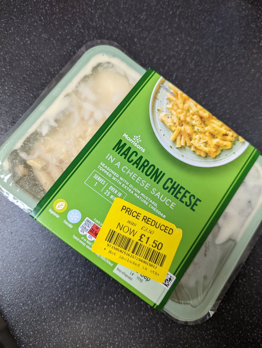 televisiondavid's tweet photo. Went to my @Morrisons Daily this morning. Saw this on sale.
I wanted a big #breakfast.
h/t @A_Y_B, let's #MakeItFancy https://t.co/qR4gUkyIAD