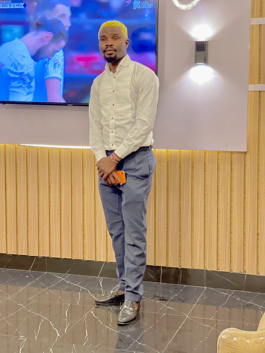 kingicemic's tweet photo. Thank you for everything 🌪God I am very grateful I know you still have more to do in my life ⭐️⭐️⭐️🌈🌈🌈 https://t.co/nINpsvGLYe