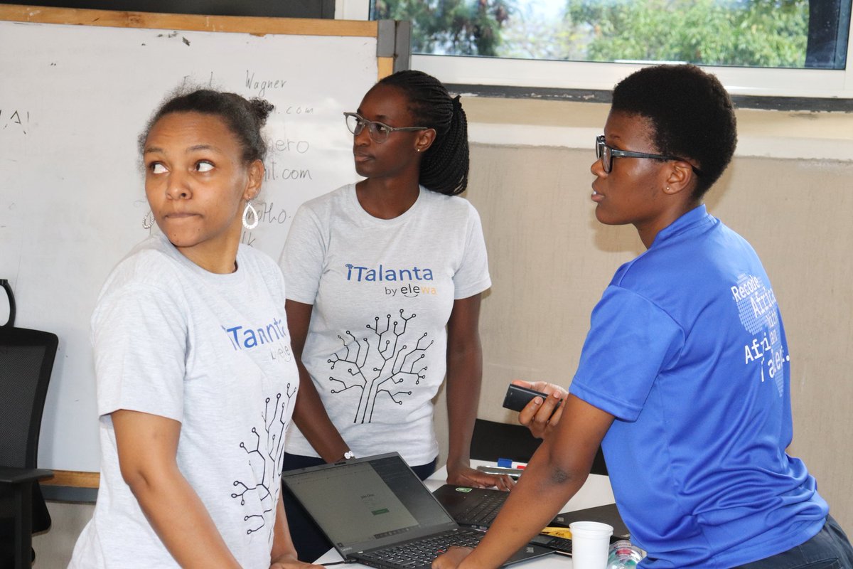 LakeHub's tweet photo. All eyes fixed on the code !! Team eCycle presenting their pitch to the judges.
eCycle is a web based platform that seek to address electronic and electrical equipments to waste management
#STEM #italantahackathon #FemiDevs https://t.co/uziPTjmkDd