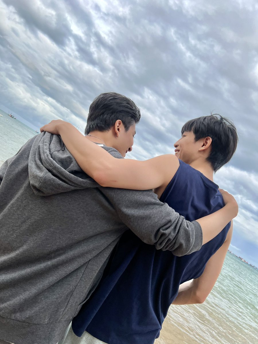 PloyPhachkarin's tweet photo. พร้อมไปทะเลกันหรือ��ังงั้ป~ #TheEclipseSeriesEP7 https://t.co/HH1f0Uatru