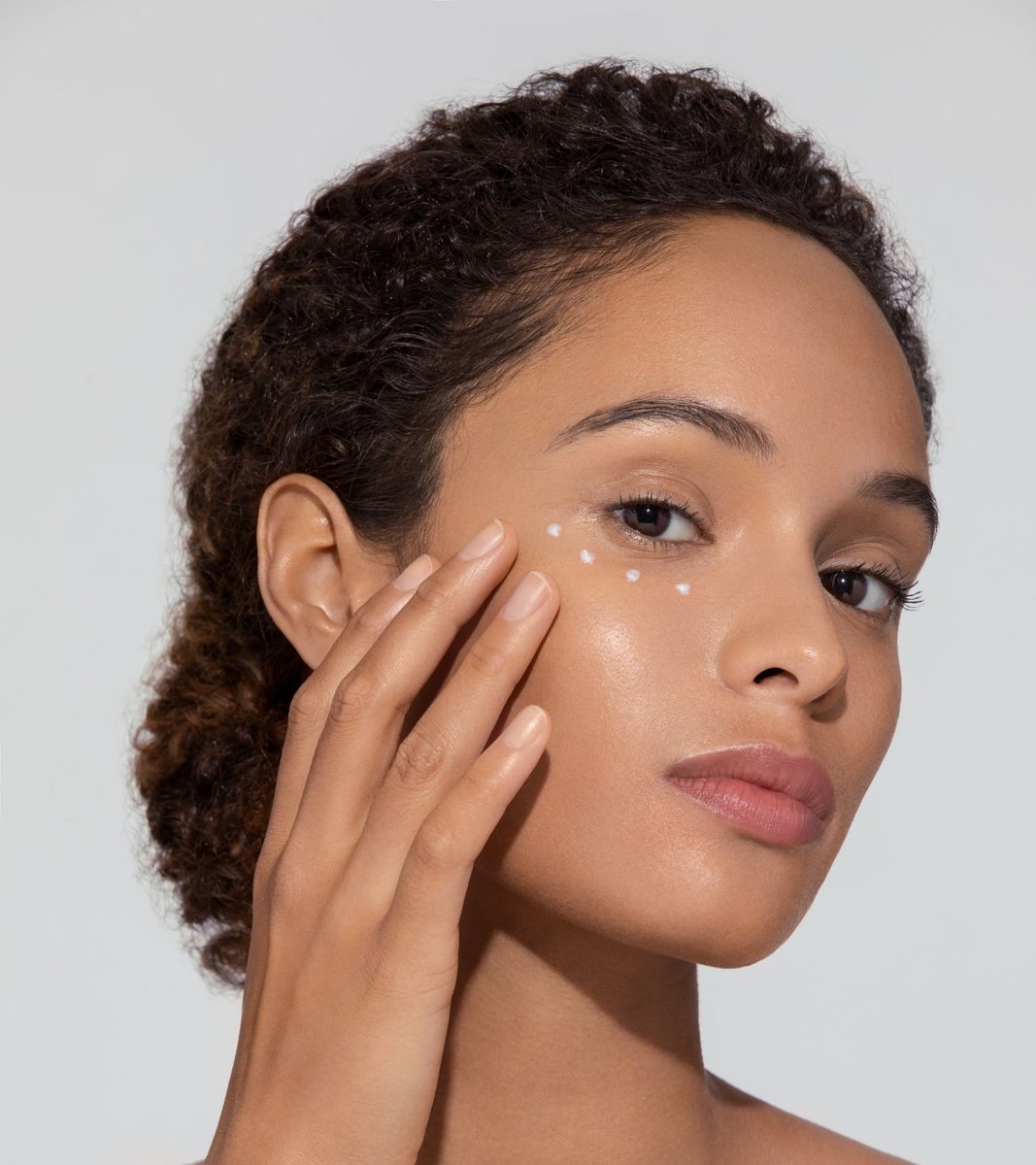 “The eyes are such a focal point. If my eyes are tired, have dark circles, or fine lines, I find that Stress Repair Concentrate+ immediately helps. It is actually powered by caffeine, which awakens the skin and soothes puffiness.” — Olivia Chantecaille bit.ly/3UBXtwC