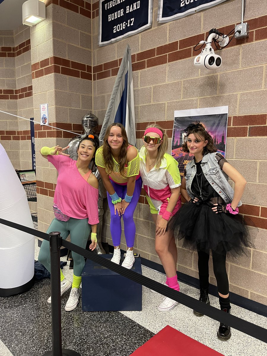 Let’s kick off Homecoming with a Wax Museum! This is how we HOCO! This is Champe Excellence! SolomonTWright1 @mbonner_Champe @MsDRJohnson1 @Tara_Woolever @AlyciaHakes @TheChampeAD @ChampeKinz