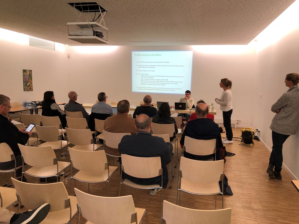 Les réunions de sensibilisation au #covoiturage du quotidien se poursuivent avec une intervention, hier, dans le Parc Naturel Régional de l'Oise !

👉 Les équipes du territoire ont été sensibilisés et vont donc pouvoir poursuivre le déploiement du programme #CEE AcoTE.