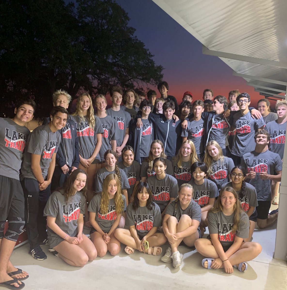 Ready to take on our District rivals at the sprint meet hosted by Westlake! 🏊‍♀️🏊‍♂️ 
#GoCavs❤️🖤