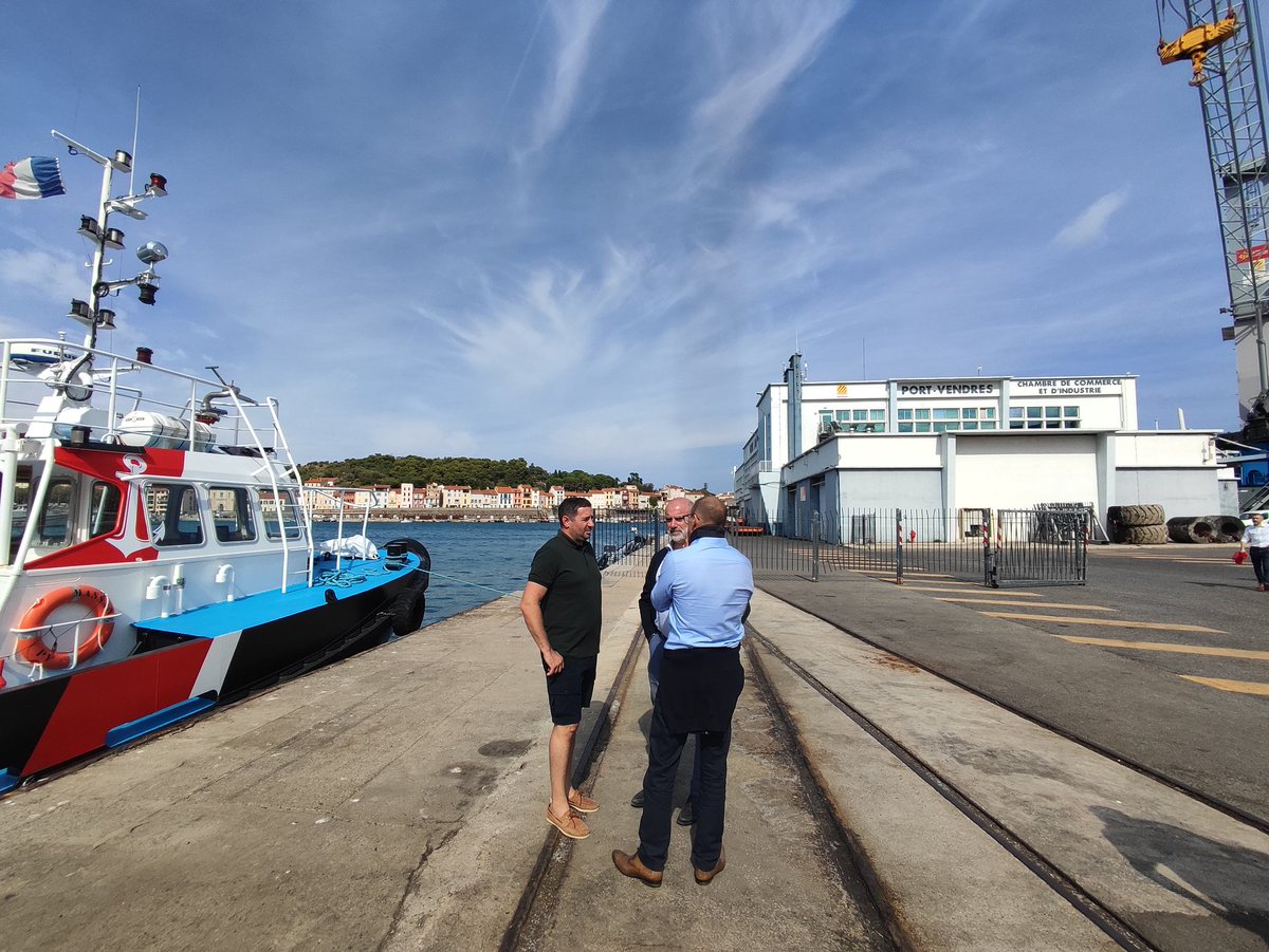 ecomnews_live's tweet photo. ⏺️ La Journée #Yachting de la @cciperpignan se poursuit au port de #PortVendres.
ℹ️ ⛵ La #CCIPO, gestionnaire et concessionnaire du #port, accueille une délégation d'#enteprises du secteur et décideurs de @MaRegionSud.
🟥🟨 #Occitanie #PyreneesOrientales #Mediterranee #Mer https://t.co/J4LY6TG7k7