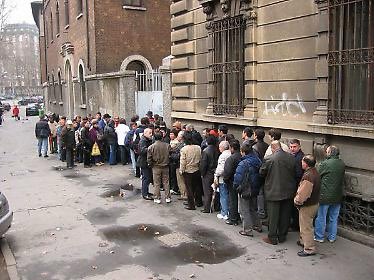 In Italia ci sono 5.6 mln di poveri, 1.9 mln di giovani tra 24 e 34 anni senza lavoro, 2.1 mln di pensionati alla soglia minima (518€) 3.8 mln di pensionati fino a 2 volte la minima (1031€) 2.3 mln di percettori del reddito di cittadinanza. 15.7 mln di persone da difendere 🇮🇹