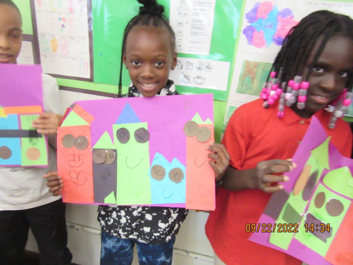 J.E. Clark Preparatory Academy <a href="/Detroitk12/">DPSCommunityDistrict</a> 
Peace Day at Clark was a great experience for our entire village!!!!! #TeachPeace #CelebratePeace 💛
#DetroitSchools