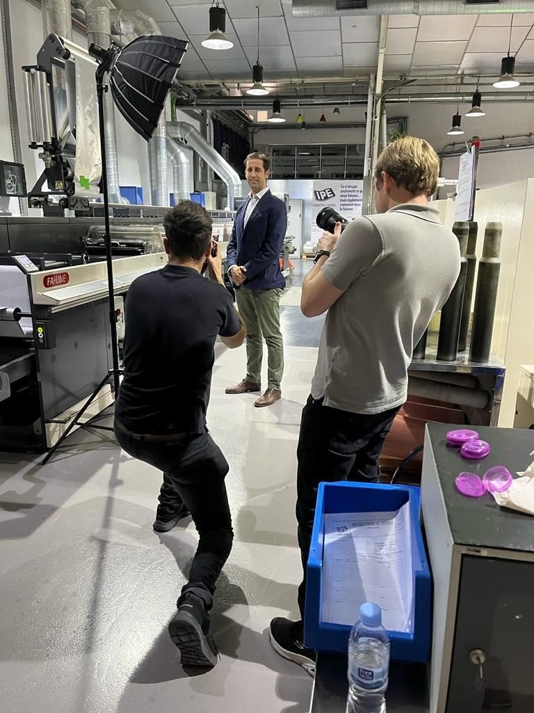 FujifilmPrint's tweet image. Behind the scenes with IPE Labels &amp;amp; Sleeves and Copper Tree Media Ltd.
Stay tuned. Something is coming…

#flexo #sustainability