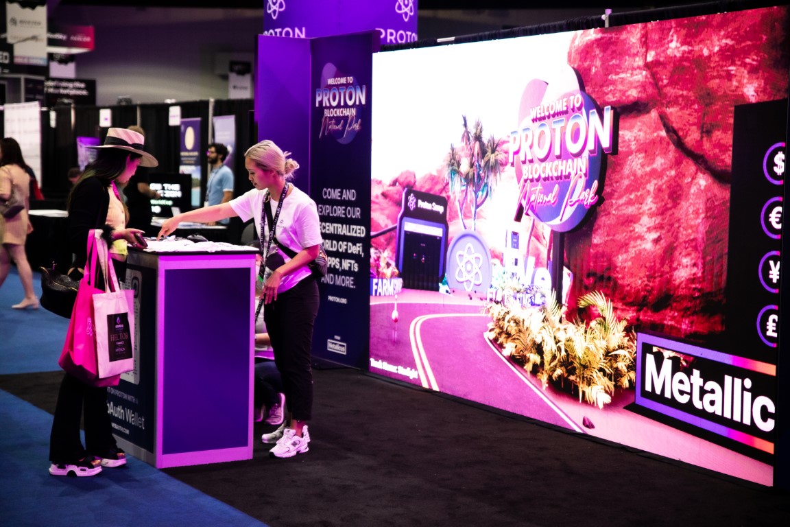 goexpoverse's tweet photo. Want to be an exhibitor/sponsor at #Expoverse? 👩💻👨🏫
Our Expoverse floor is home to #web3 projects related to #blockchaintechnology, #metaverse, #nfts, #defi, #augmentedreality, #virtualreality, #arartwork, #gaming, #entrepreneurship 🕸️💻⚡️
https://t.co/eQbqLlkjSs 🔗 https://t.co/rTRGU6WTXw