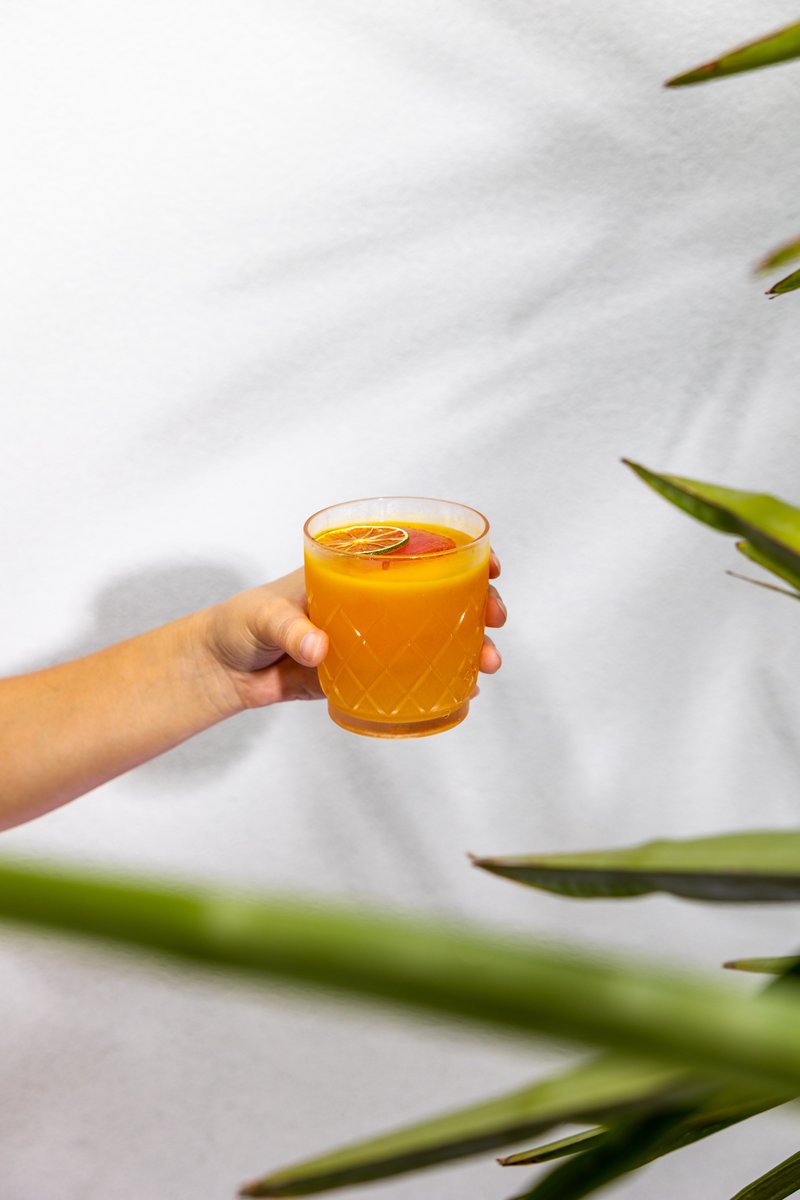 Project: Poolside Cocktails
Client: L.O.A
Category: Photography