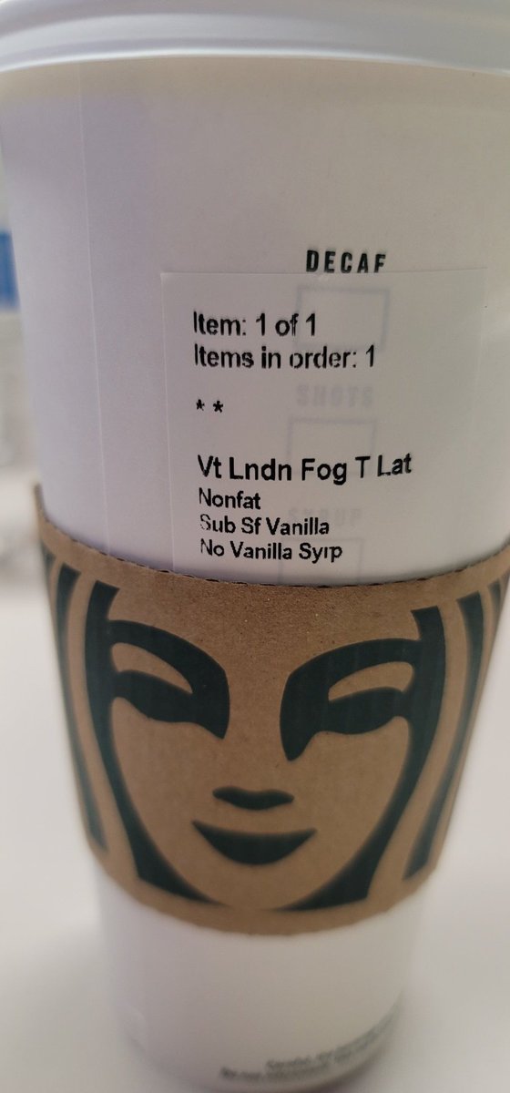 dncequeen's tweet photo. When you get your morning "hot" tea and they give it to you "Luke warm" Were you confused if I wanted hot or cold tea? You can do better than this #drivethrufailure  @Starbucks #disappointed #londonfogtealatteskinny #hottea not #lukewarmtea https://t.co/yuFqCDhQ10