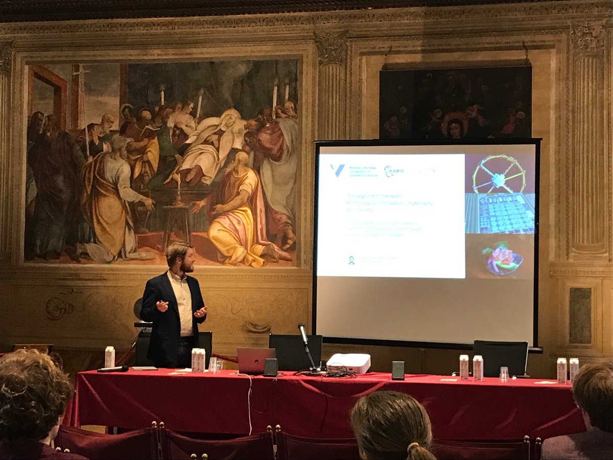 MohnCentre's tweet photo. @LindforsEmil reintroducing generalised Darwinism and human and natural materiality to analyse technological alignment in the efforts towards greening the salmon farming industry #RegInnPol2022 https://t.co/doQY1Q7ROo