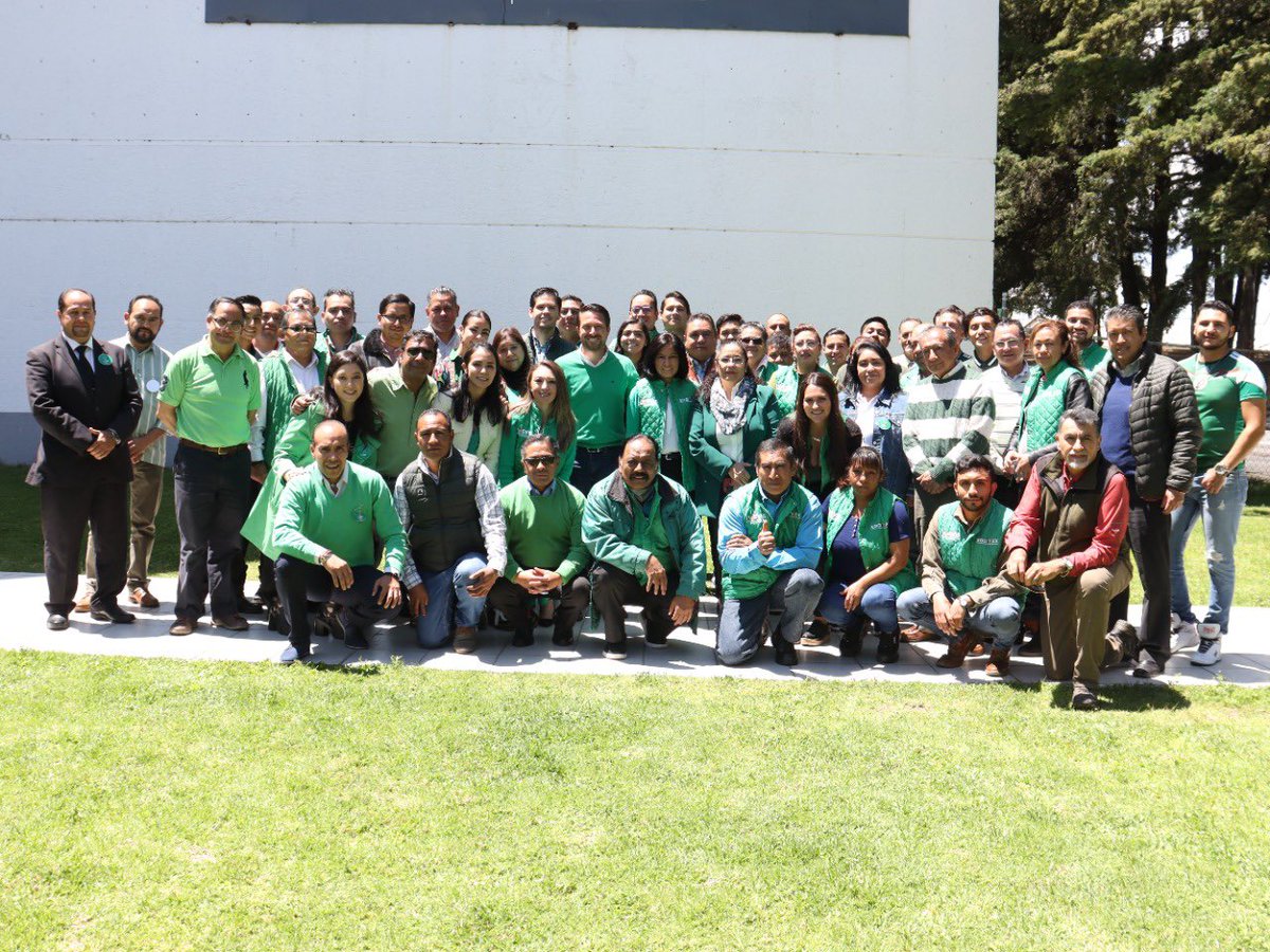 Mauricio_Arroyo's tweet photo. Hoy celebramos los 19 años del @IMEVISedomex 🎂 y no podría estar más orgulloso de los resultados que hemos alcanzado. 

De 2017 a la fecha, éste equipo ha contribuido a la mejora de más de 76 mil viviendas 🏡 en nuestro querido Edoméx.

#FamiliaIMEVIS https://t.co/HmgayuGTdo