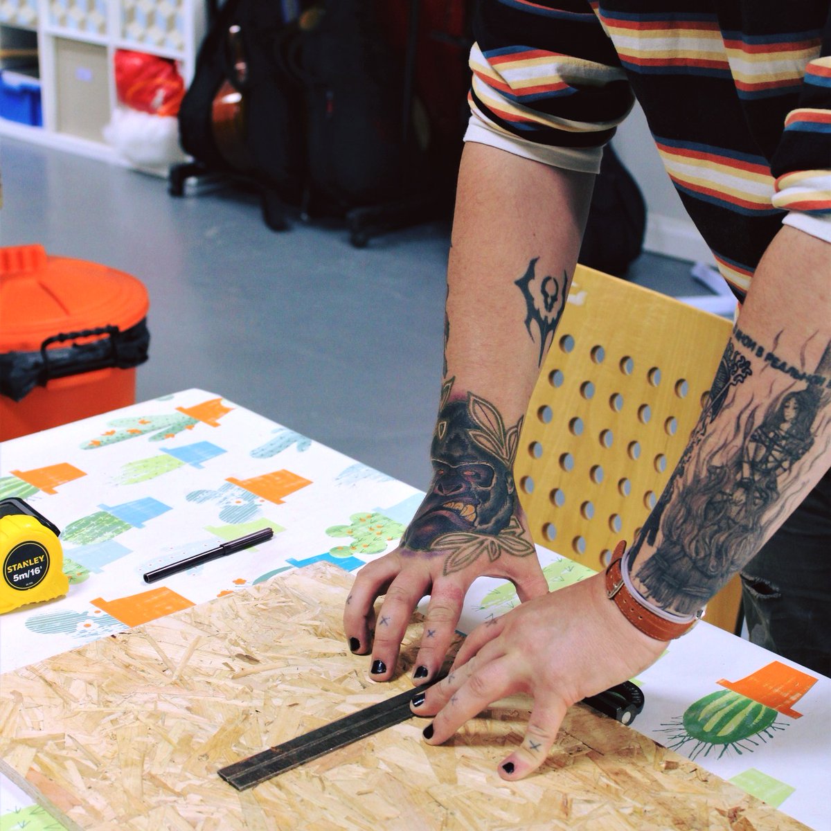 dundeetoolbox's tweet image. Our volunteers, Polly and Duncan, busy at work sprucing up the toolbox! We have lots of workshops and activities coming up this fall, and lots of opportunities for volunteering, so get in touch!
#dundee #volunteering #communitytoolbox