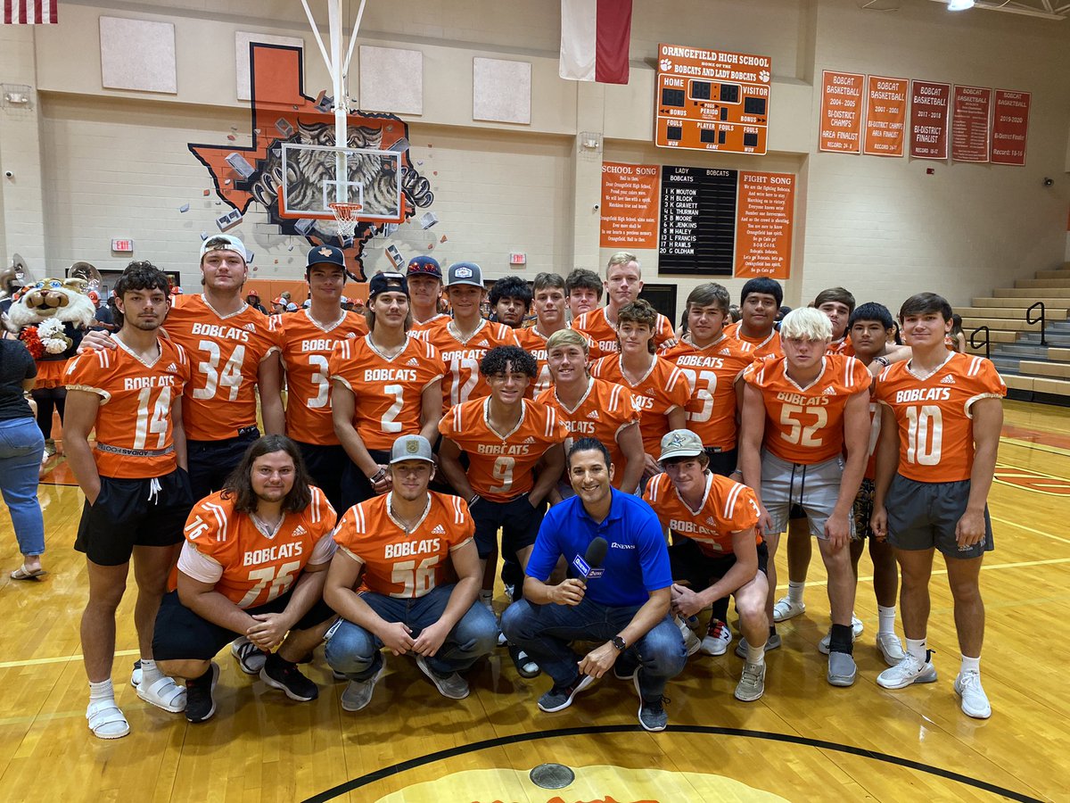 NickCanizales's tweet photo. Thank you to @Orangefield_ISD for allowing @12NewsNow Daybreak to come out and spend the morning with you guys! What an awesome and energetic pep rally! Good luck tonight! https://t.co/mlo5M5fBil