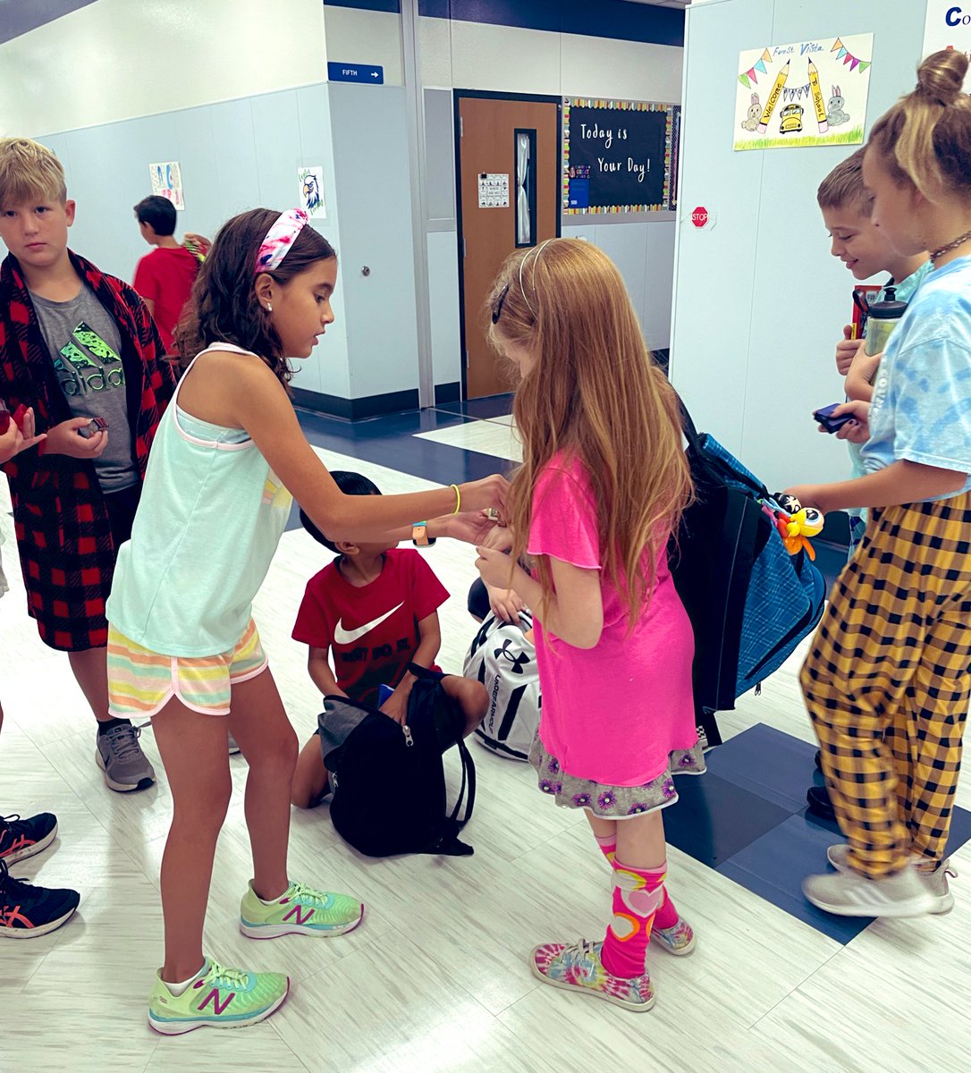 FveStuCo's tweet photo. The first PIF day of the year was a success! Our student leaders had a fun morning welcoming all that joined in for pajama day. https://t.co/3wVhfk36ih