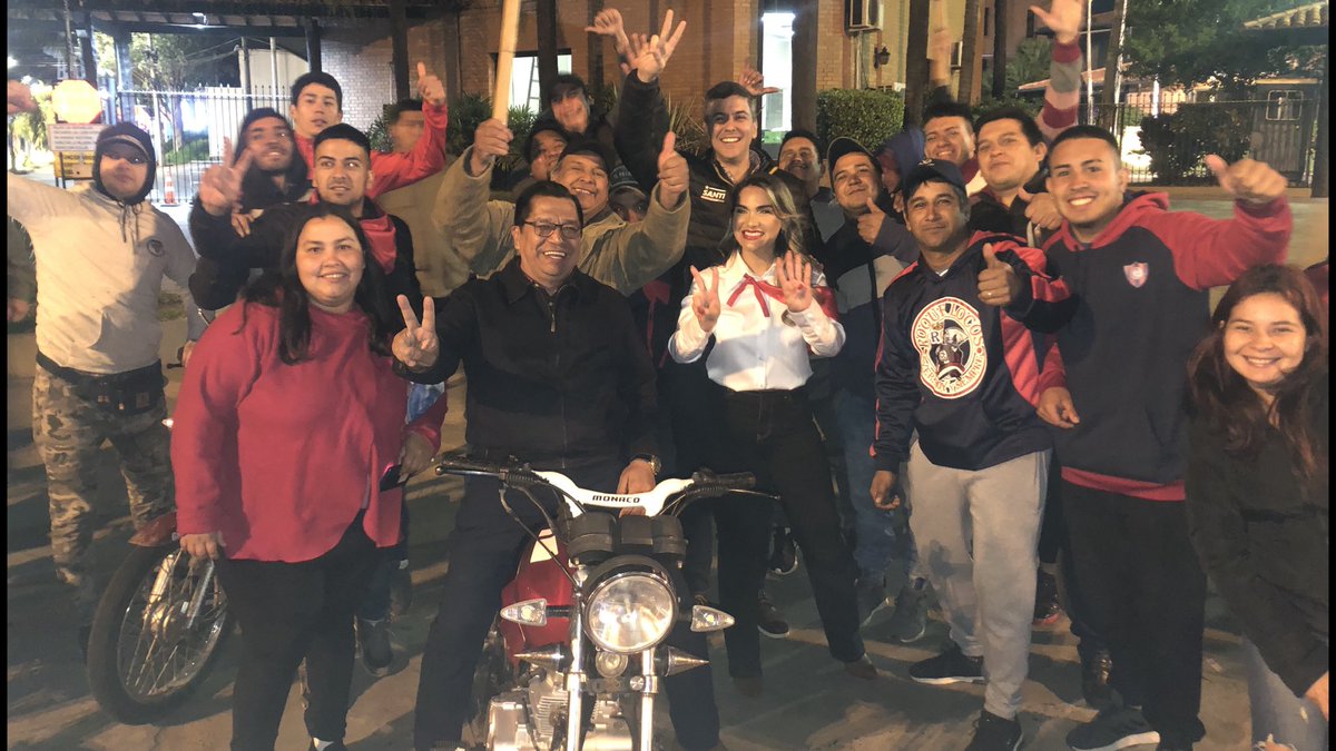 tadeorojasm's tweet photo. En #RoqueAlonso, multitudinario Acto de #HonorColorado, #EricoGaleanoSen #JohanaVegaDip. #EugenioToralesConc.Dptal.

C/ @SantiPenap @AllianaPedro y @Horacio_Cartes 

#EnCentralVamosAEstarMejor 

#PeñaAlliana2023
#HoracioCartesPteANR
#TadeoGobernadorDeCentral https://t.co/DLQnXRHDnv