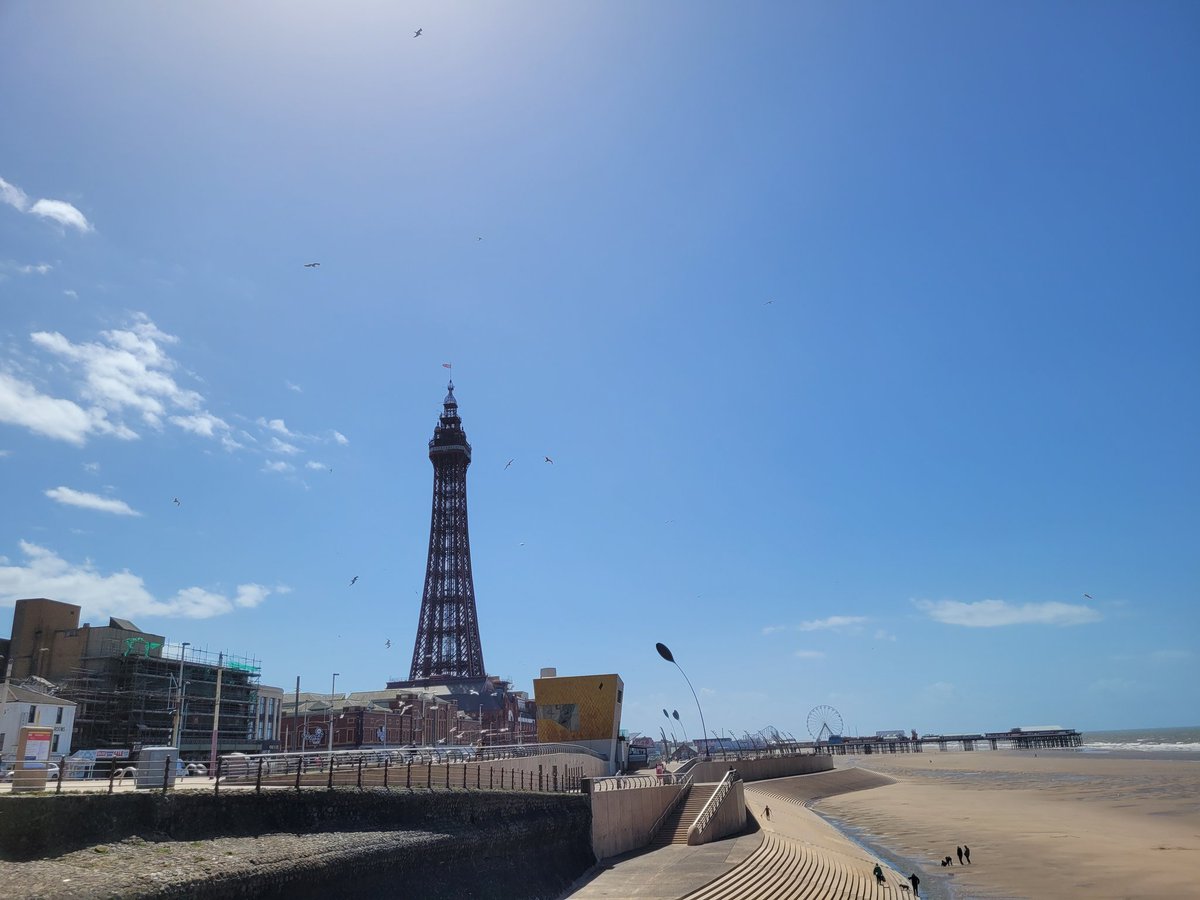 Dianne_C_D's tweet photo. Are you are public health nurse looking for a new opportunity.  Come and work with our fab team in Blackpool https://t.co/Pa6BO7lk1M https://t.co/k0Nd3L97wY
