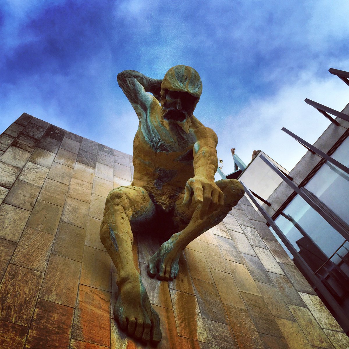 onitsolutions's tweet photo. Heading into #newcastle for a morning meeting. love this art. #photography #civiccentre https://t.co/BiEoab3Kcj