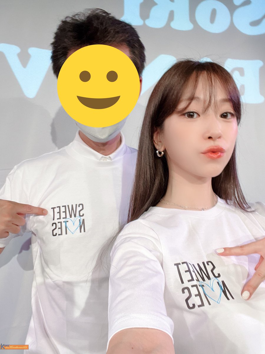 kentone182's tweet photo. 220923
SoRi Talking Shooting Meeting  1部

おソリさん😍
衣装3種類だったよ〜(^^)
なので3種セルカだよーんw

ソリちゃんとセルカ💕
#소리 #ソリ #SoRi
#アイマスKR #CoCoSoRi https://t.co/nrjF4eA96T