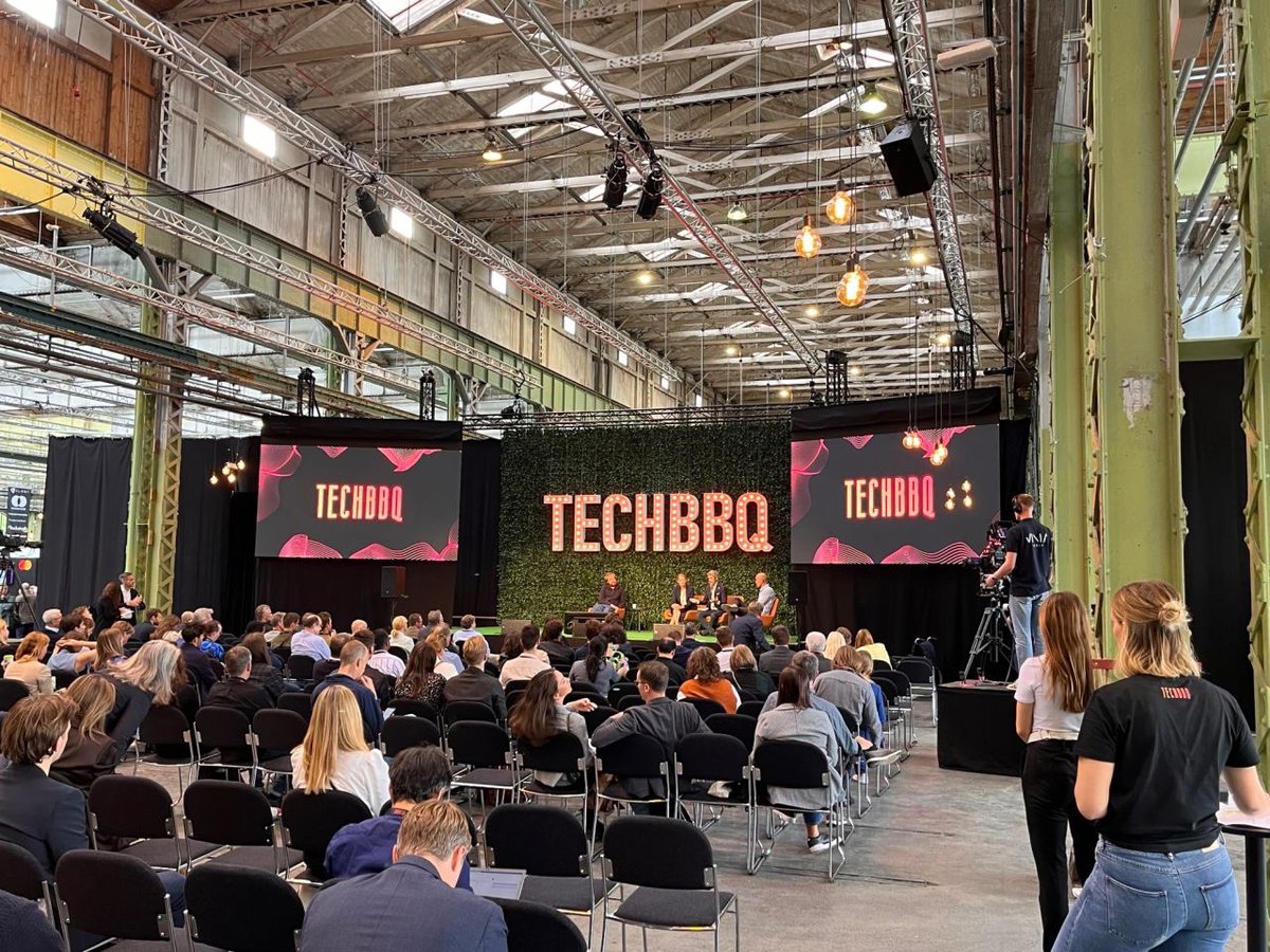 TogiTeknoloji's tweet photo. 🔥 #TechBBQ2022 It was a great week with TechBBQ event in #copenhagen .
💥 We were happy to be here. Thank you for 2 great days.
#techbbq2022 #copenhagen #startups #investors #bms #bms1201 #bms1810 #bms1801 #bms1202 #int201 #batteries #batterytechnology #libat #togitek https://t.co/ClXQMQSxC1