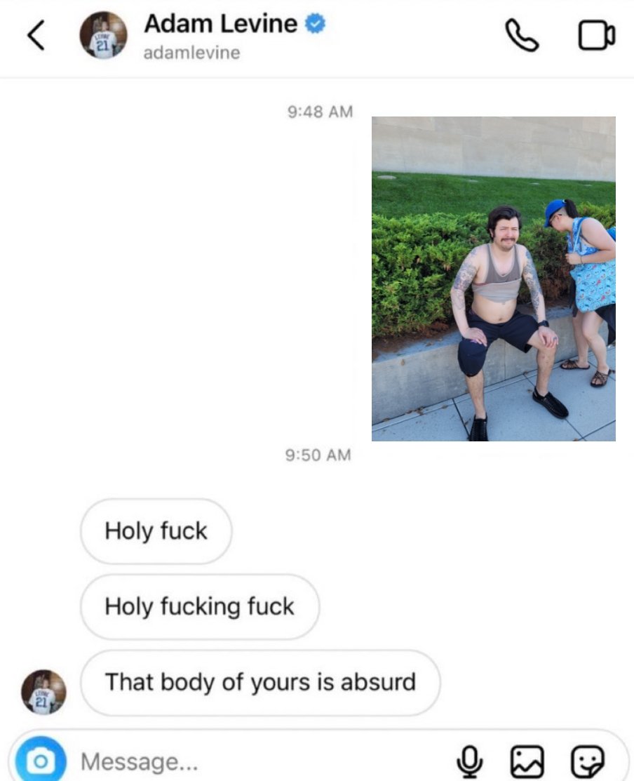 DionisiusPlays's tweet image. These DMs from Adam Levine are mad. Poor @nphjr