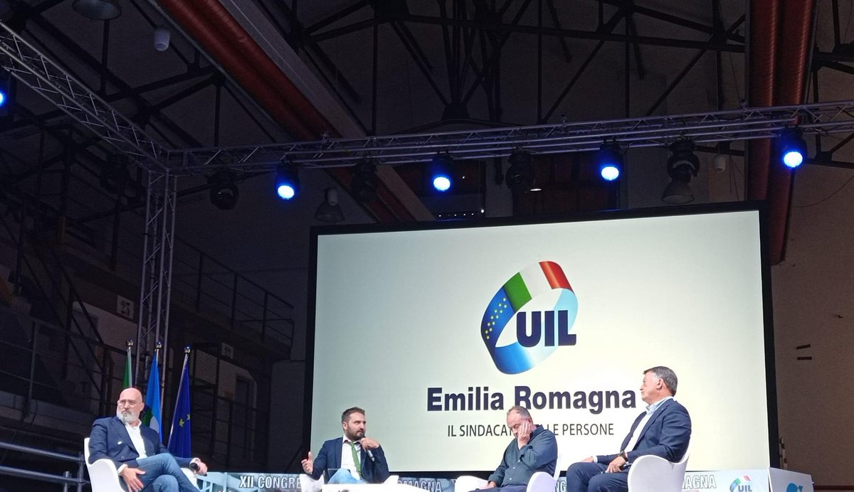 uilcesena's tweet photo. Tavola rotonda al XII congresso della @UilER_BO con il Segretario Generale della UIL @PpBombardieri, il Procuratore della Repubblica @NicolaGratteri e il Presidente della regione Emilia-Romagna @sbonaccini 
#legalità #lavoro https://t.co/dw8cCiVrDF