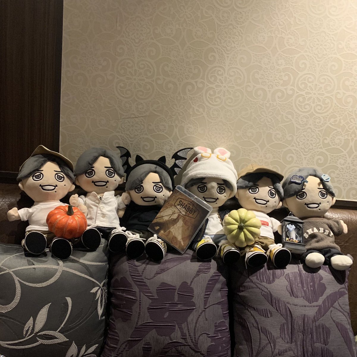 tomadNFC8's tweet photo. SHABBY鑑賞会(2週目)無事幕どこで落ちてたかも、パスケースMCも確認出来たし楽しかった💕
@1984__R ちゃん本当会話繋いでくれて感謝です🙇🏻♀️かわいかった…🤍
#SHARRY https://t.co/NEcaO9FL8p