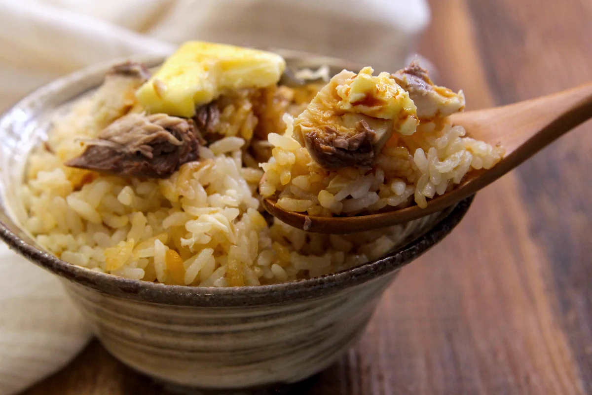 難しい作業が一切なくてとっても簡単！ブリを使った、美味しそうな「炊き込みご飯」レシピ！