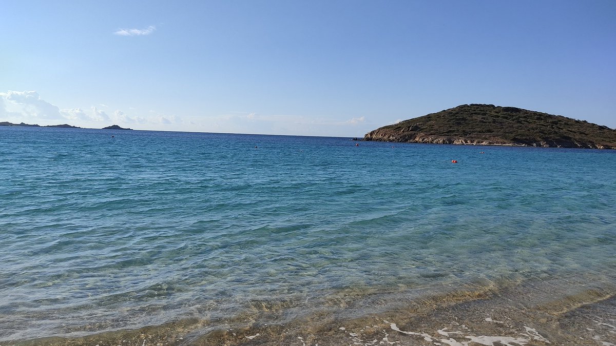 mansorrensen's tweet photo. #Sardegna #spiaggia #Tueredda #vento Caro @insopportabile , la Sardegna è stupenda in questo periodo. Anche se mangiare ormai costa come al Nord 🤣 https://t.co/1W1pPi1FhO