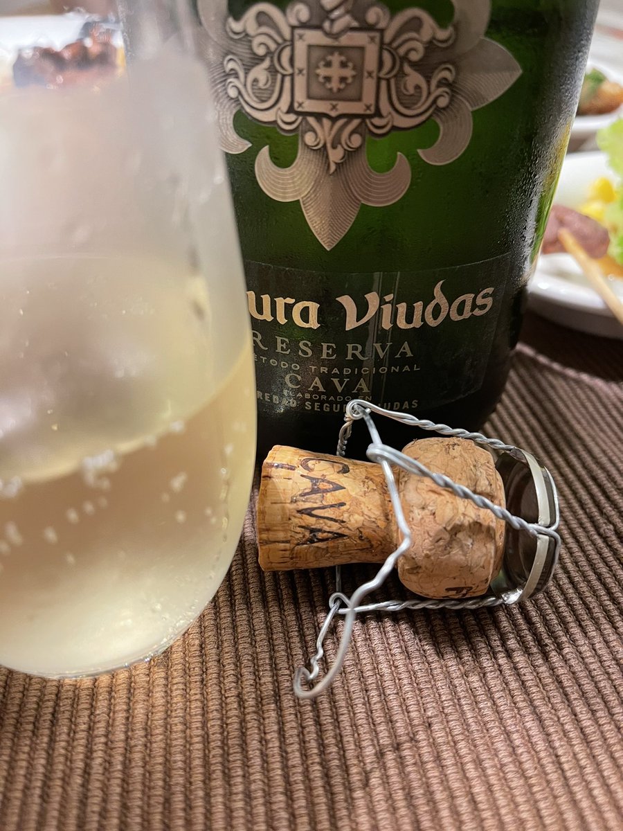 Soichiro01's tweet photo. CAVA🍾🥂✨
久々の…ヴァっ‼️
#metodotradicional https://t.co/vqxv6YGx8l
