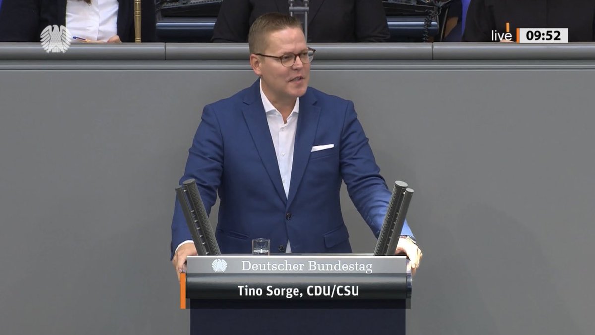 TinoSorge's tweet photo. Seit einem halben Jahr immer neue Spar-Ideen der #Ampel zur #GKV. Soforthilfen für #Kliniken: seit Monaten überfällig. Finanz-Reform in der #Pflege: vertagt. Keine echte strukturelle Entlastung, stattdessen Sparen am falschen Ende. #Neupatienten #Arzttermine #FinStG @cducsubt https://t.co/W3JYRj9ZKq
