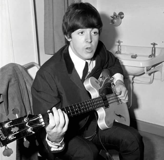 Paul McCartney
The #Beatles via <a href="/EgriRoadBeatles/">Egri Road Beatles Museum</a>