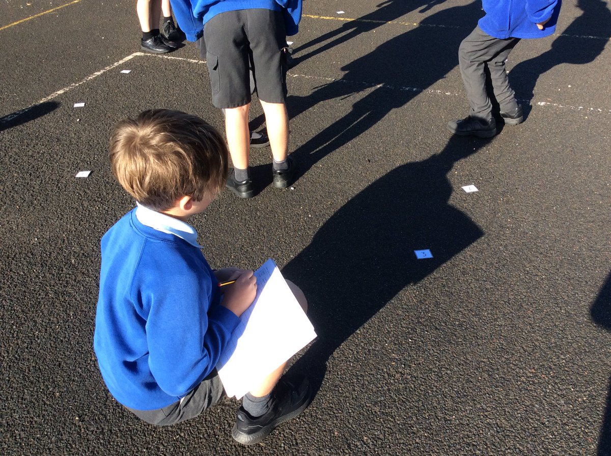 AppleySaintsCE's tweet photo. #ActiveMaths this morning for Year 6 in some beautiful sunshine. Rounding whole numbers with a connect four style game from @TeachActive. #ABASMat @WhiteRoseMaths https://t.co/BpLStOv8ab