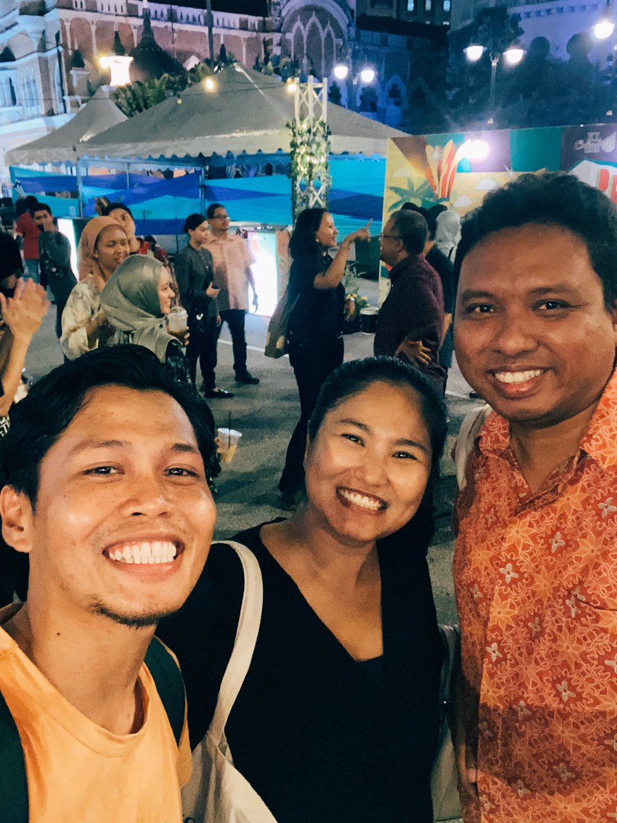 IzzatAidil's tweet photo. Pentas Seni Merdeka with geng terpaling content , jumpa lagi gaisz #mythinkcity #pentassenimerdeka https://t.co/HuO4jqkojQ