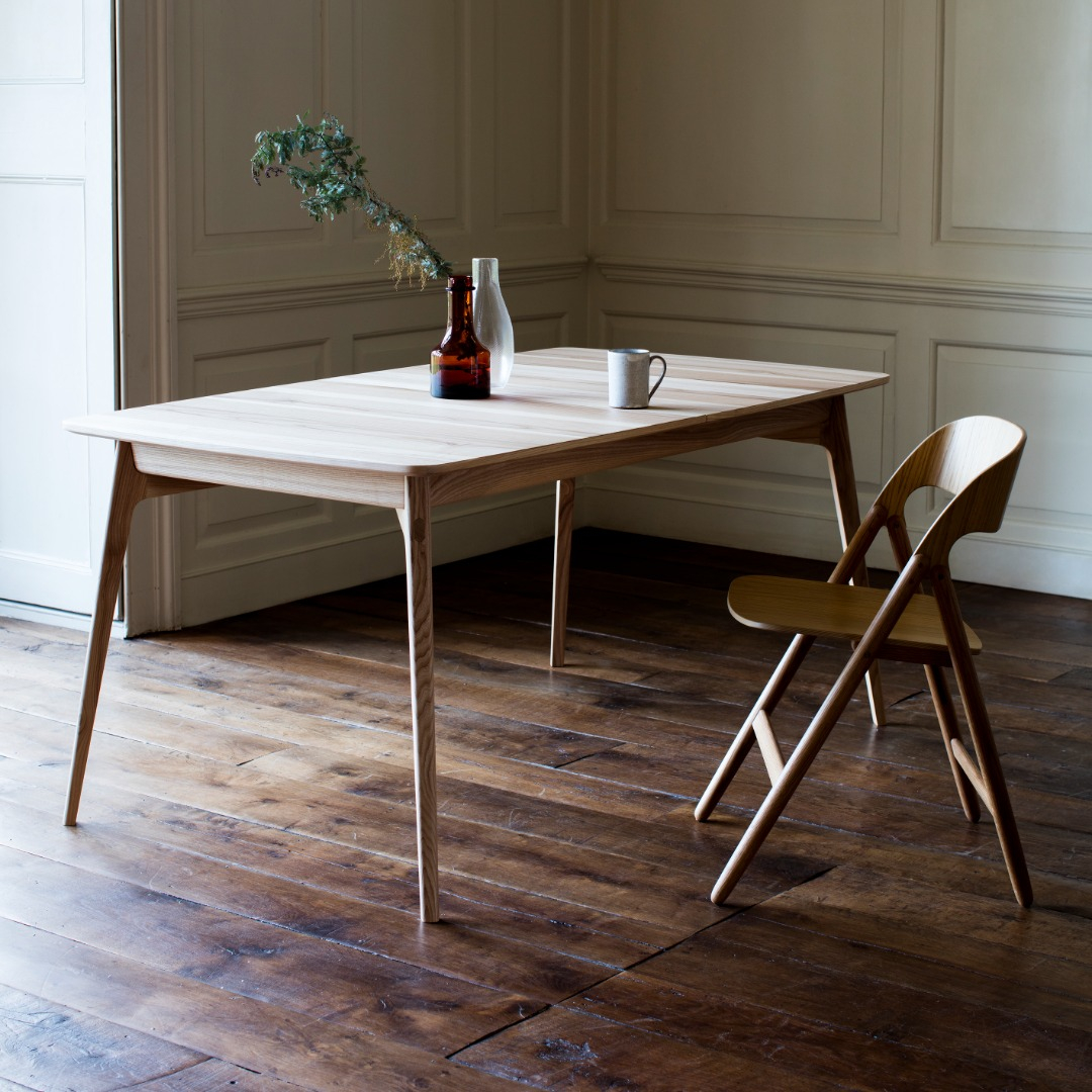 Shop our ex-display clearance sale now, with savings of up to 60% off. Be quick, once they're gone, they're gone!

#casefurniture

#caseinplace #lighting #home #interiordesign #design #modernhome #architecture #furnituredesign