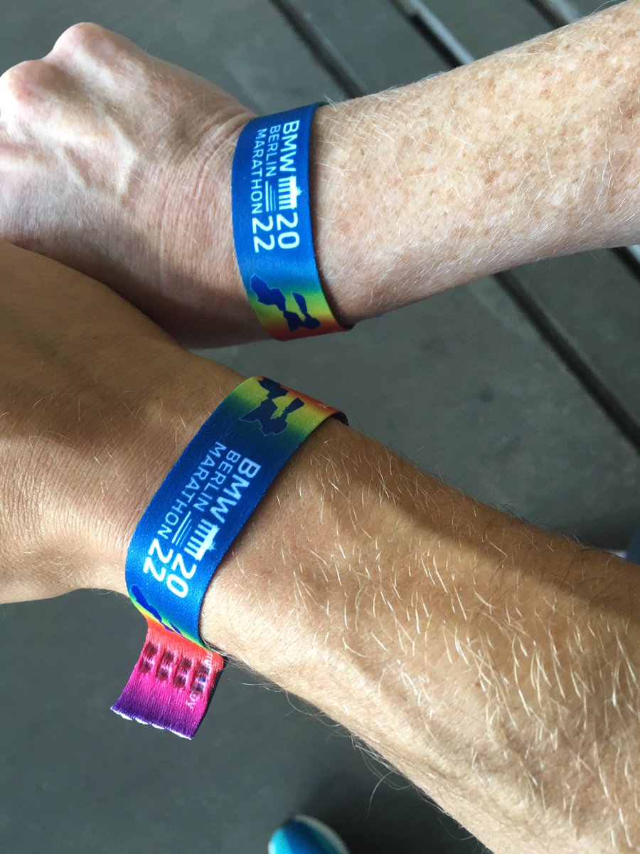 actorfundraiser's tweet photo. We’ve got our race numbers from the @berlinmarathon Expo and we’re all set 😄
Running for #charity @StAnnsHospice | 2 days to go! https://t.co/GDkjUy4JnU https://t.co/zls1l52faS