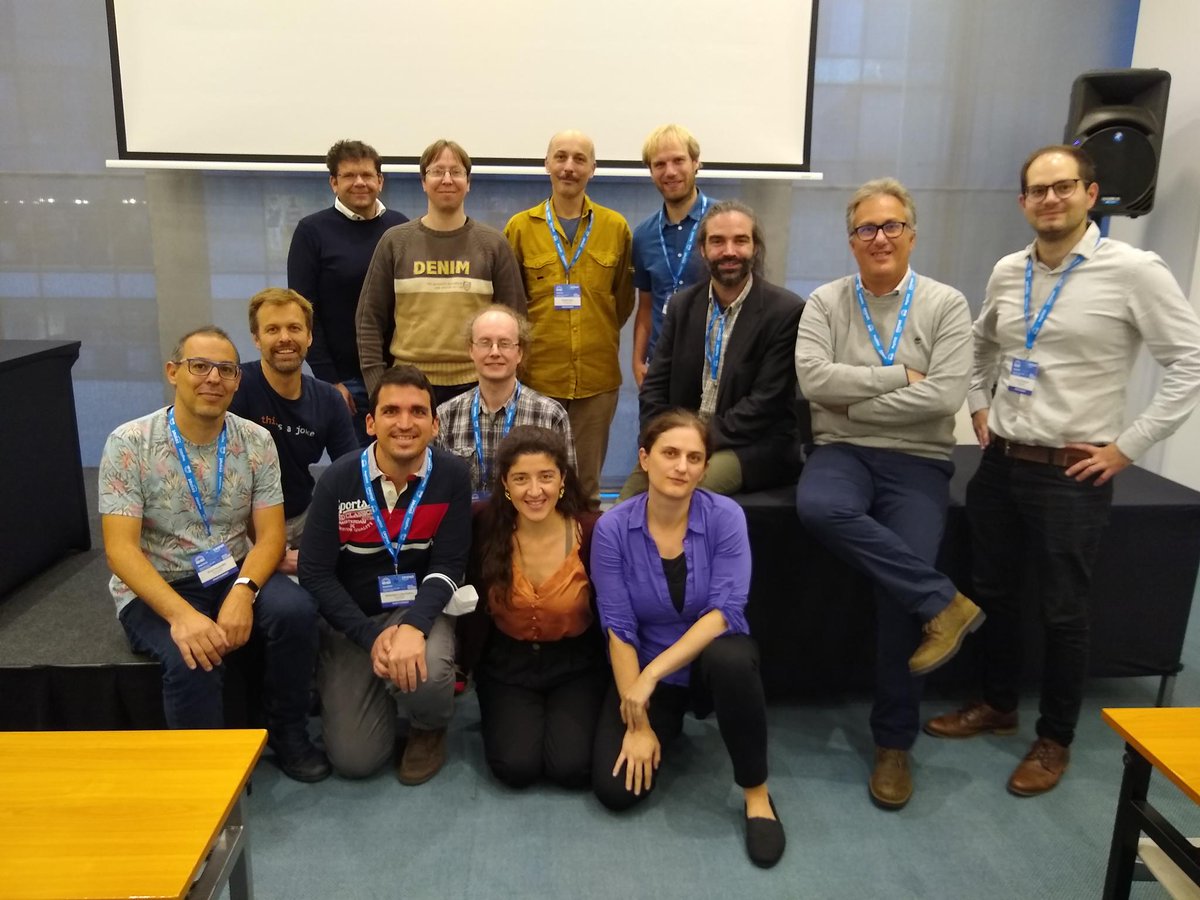 C_SCALE_EU's tweet photo. 👋A great week is coming to an end! We enjoyed our time in #Prague at #EGI2022 meeting our #C_SCALE team in person again. 🙌 https://t.co/gjMBO0IhS0