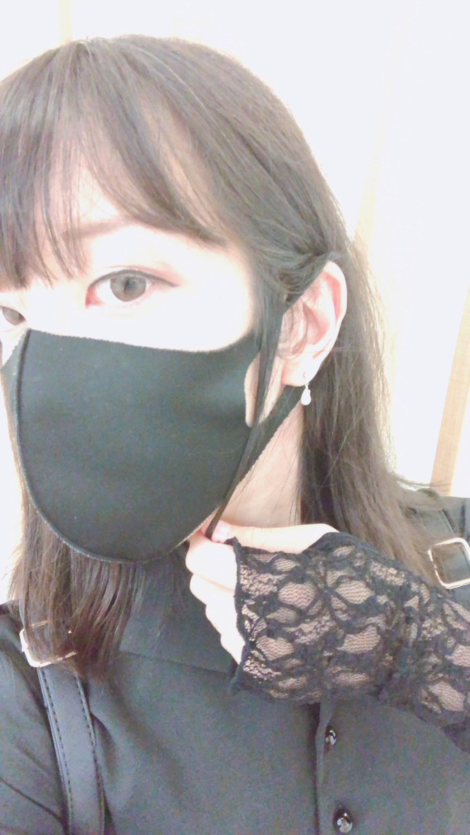 KananBarSLY's tweet photo. イヤリング買ってみました💧 https://t.co/GAO991Cma0