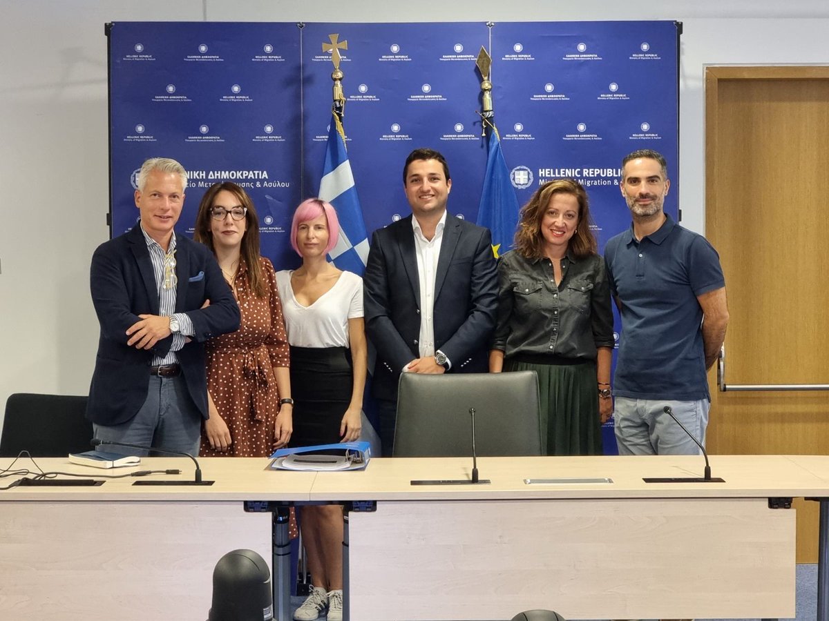 IOMGREECE's tweet photo. ‼️TESIP Project Final Workshop

With the support of 🇪🇺 #DGREFORM, IOM presented the Integrated Action Plan for Social Integration (IAPSI) that will facilitate effective #integration policy for the benefit of local &amp; migrant population in 🇬🇷.

@EU_reforms @migrationgovgr https://t.co/U1WVWKVmkF