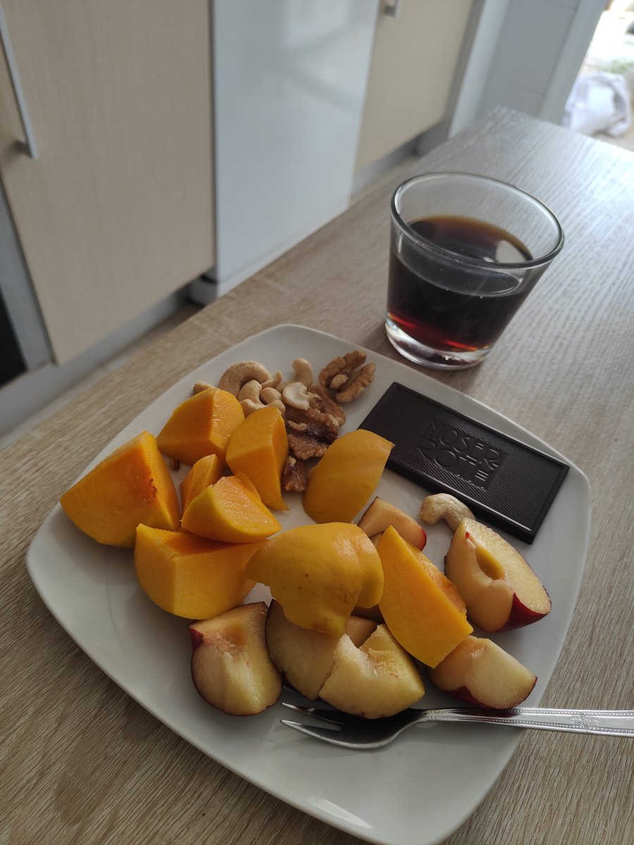 TonoSVJ's tweet photo. ¿Que es lo que más os gusta de mi almuerzo? https://t.co/jOwuCYw2x6