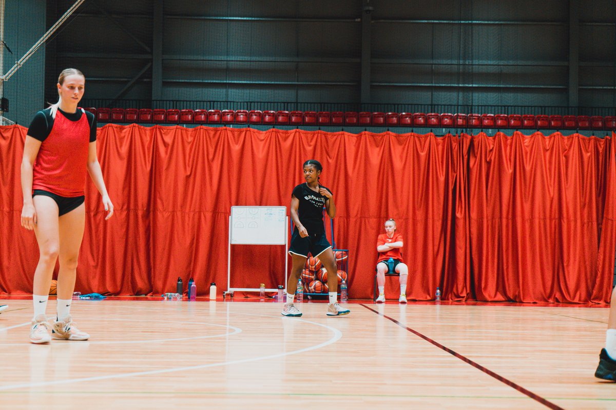 EssexRebels's tweet photo. One day at a time - Rebels getting ready for the game tomorrow 💪🏼

#essexrebels #wearerebels https://t.co/TqlxEQpDtv