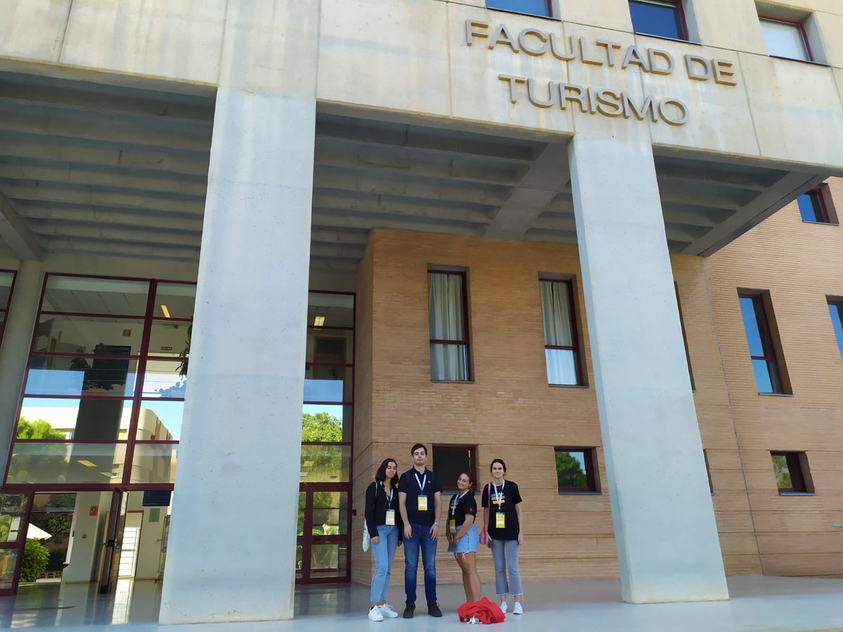 Our special thanks to the amazing group of volunteers students. They are doing a great job these days at #eurocrim2022, so professional and dedicated to our participants. High-five, team! ✋

<a href="/vestudiantesUMA/">Vicerrectorado de Estudiantes y Empleabilidad UMA</a>