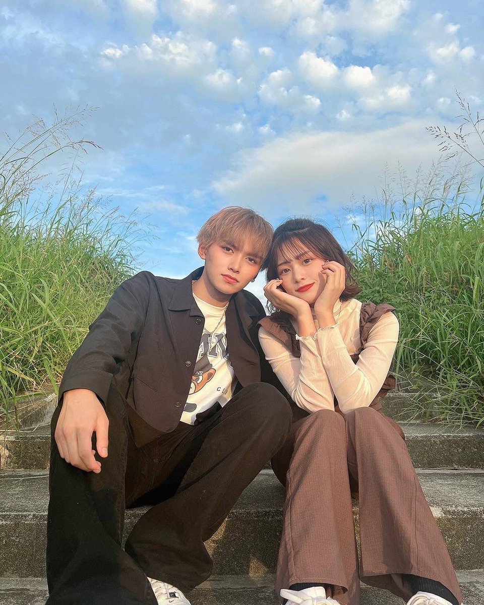 yua__u0201's tweet photo. ⛅️💙 https://t.co/aYvRM2UkWB