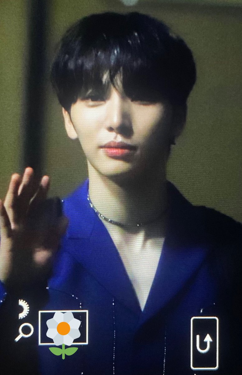 BD96_'s tweet photo. 220923✿뮤뱅 퇴근 pre
#oneus #원어스 #seoho #서호 #이서호 #ソホ https://t.co/gfbYbzerhf