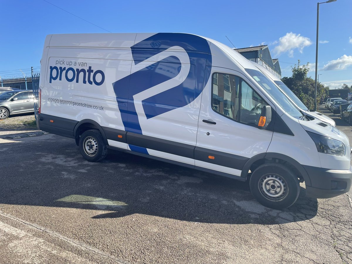Thank you <a href="/pronto_hire/">Pronto Hire</a>  #Caerphilly for getting us on the road this morning , as we prepare for the @noahsarkcharity #Noahsarksuperherodash