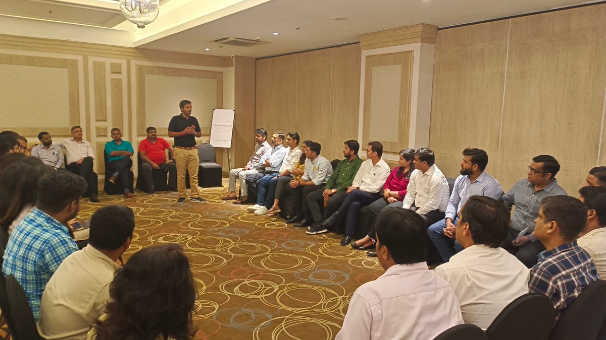 AmudhaCK's tweet photo. We have been ahead of time in bringing WFH to our organization but we miss no opportunity to meet the team. Our specially curated CK connect sessions have started with sessions in Mumbai and Delhi. Many more to come! #WorkFromHome #CKConnect #CavinKare https://t.co/Pj35NFsEp2